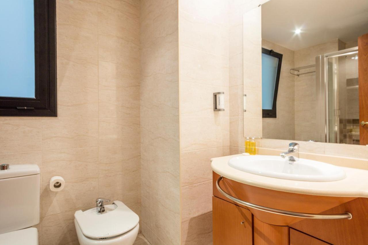 Habitat Apartments Carders Barcelona Exterior photo